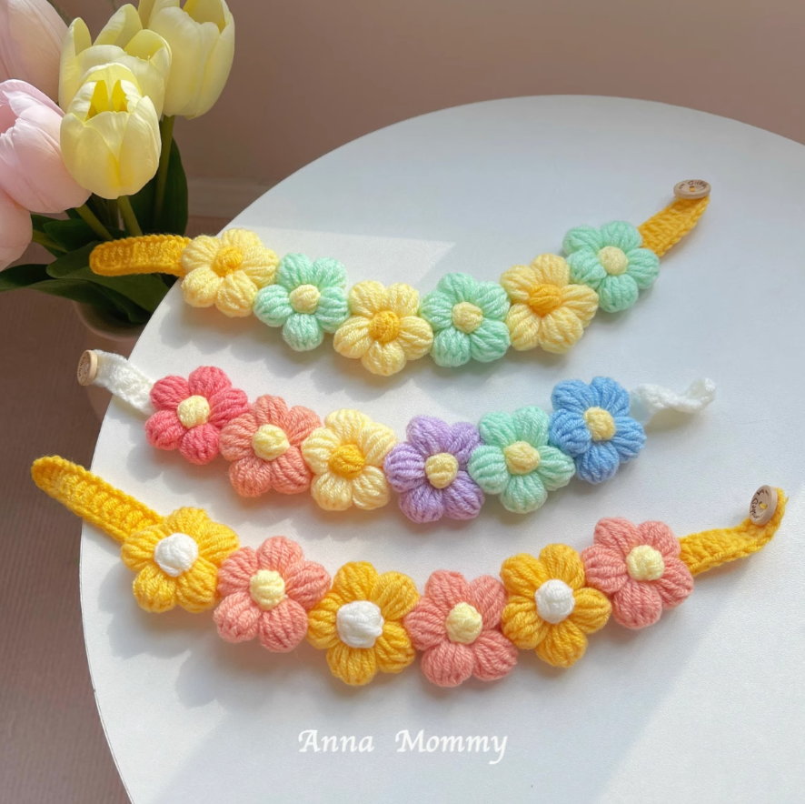 Handmade 3D Yarn Flower Pet Collar – Cute Decorative Accessory for Cats & Small Dogs