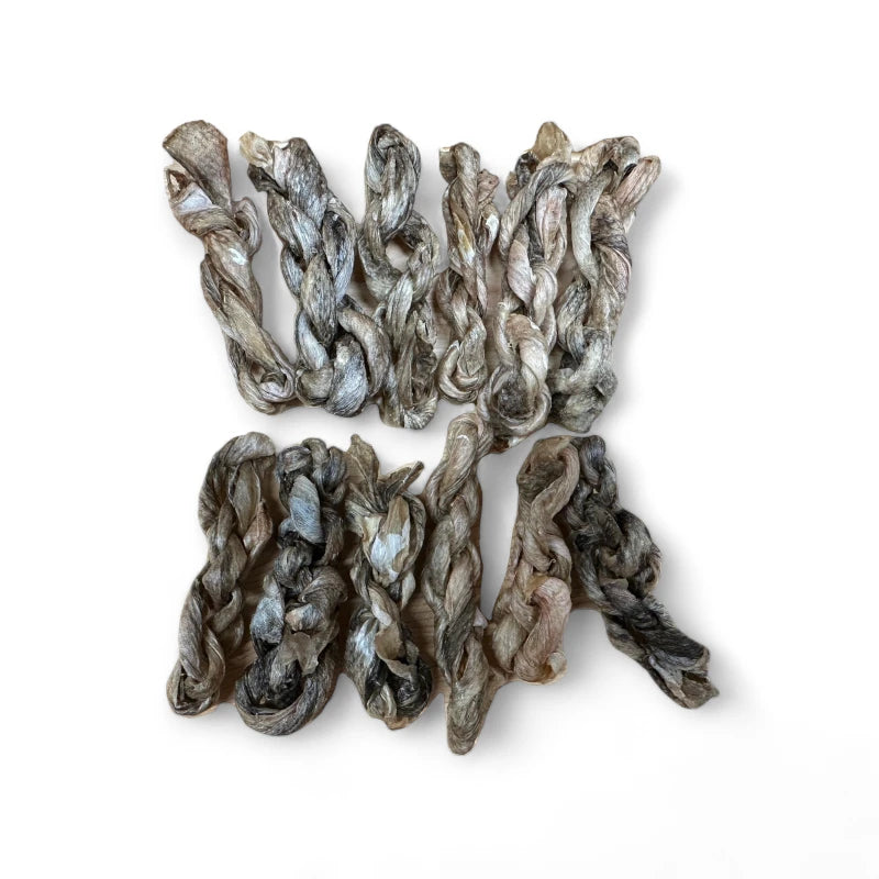 Air-dried New Zealand ling fish skin twists – all-natural dog treats rich in Omega-3 for joint and coat health.