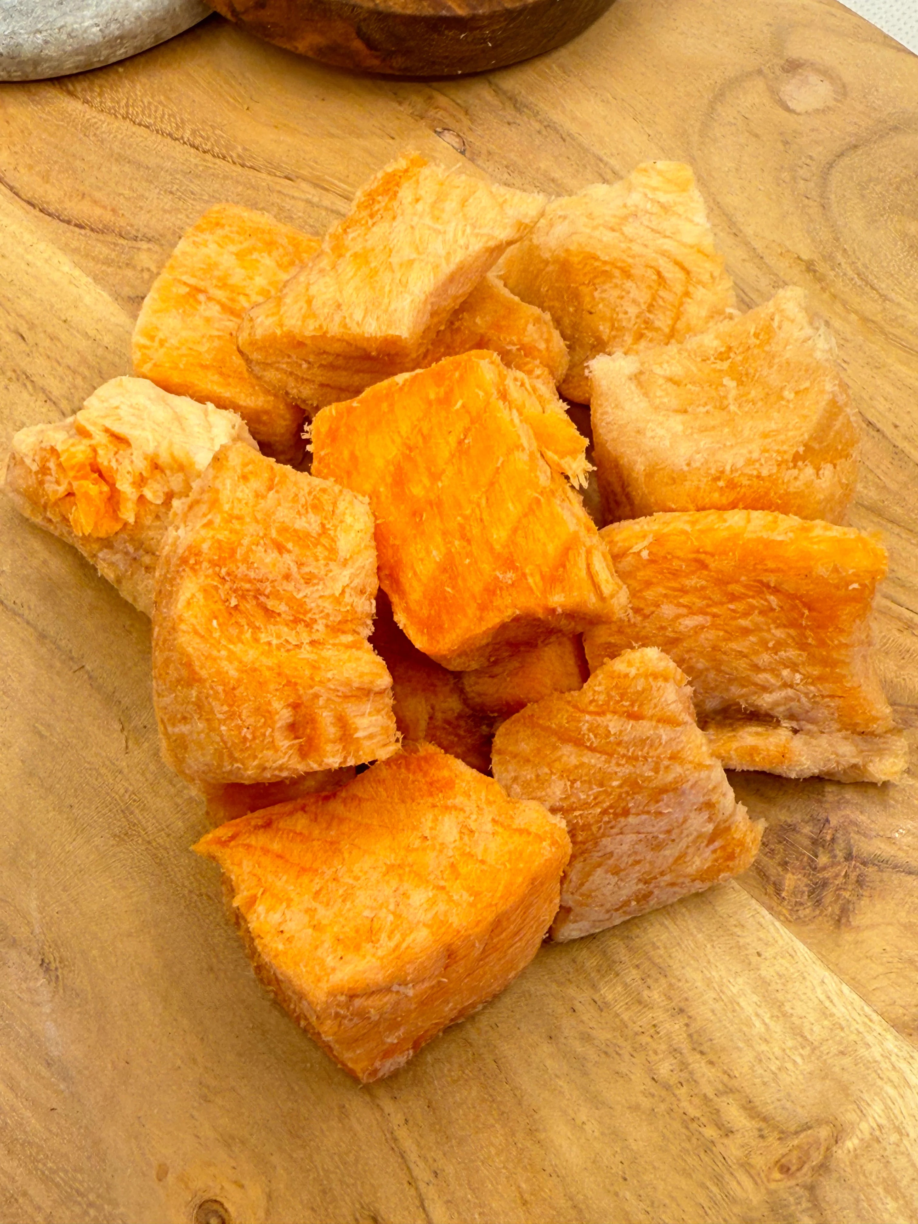 Freeze Dried King Salmon Bites 100g