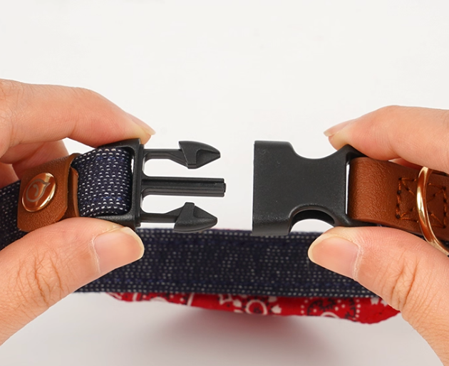 Vintage Leather Pet Bandana Collar – Safety ID Tag