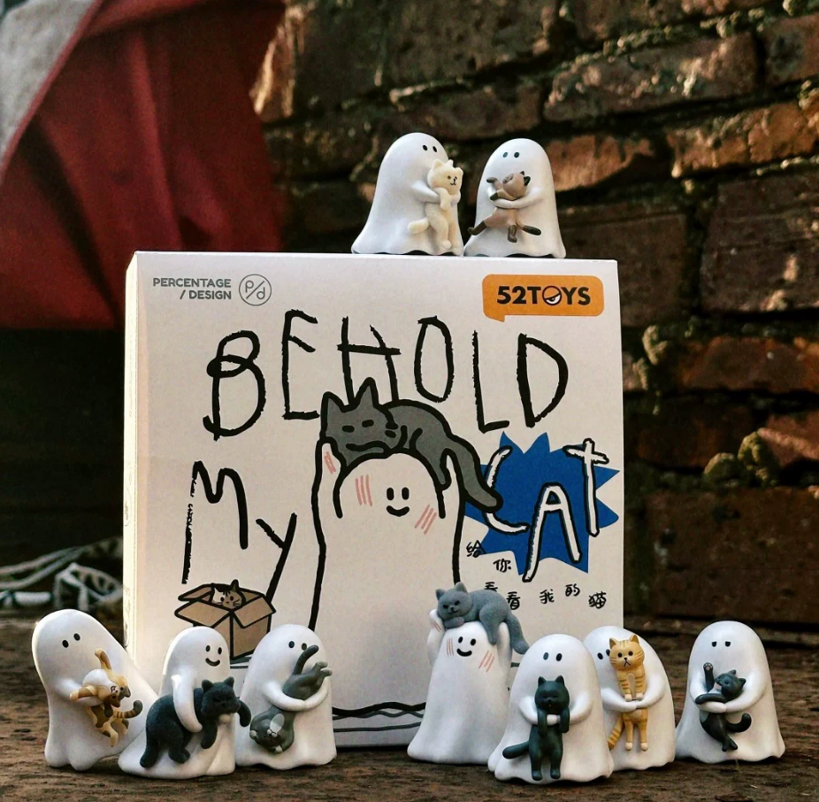 Mini Glow-in-the-Dark Ghost & Cat Blind Box Collectible Figure – Cute Gift
