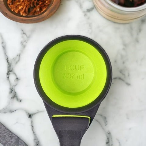 Dougez Silicone Pet Feeding Spoon - Your Pet's Feeding Companion - PAWS CLUB