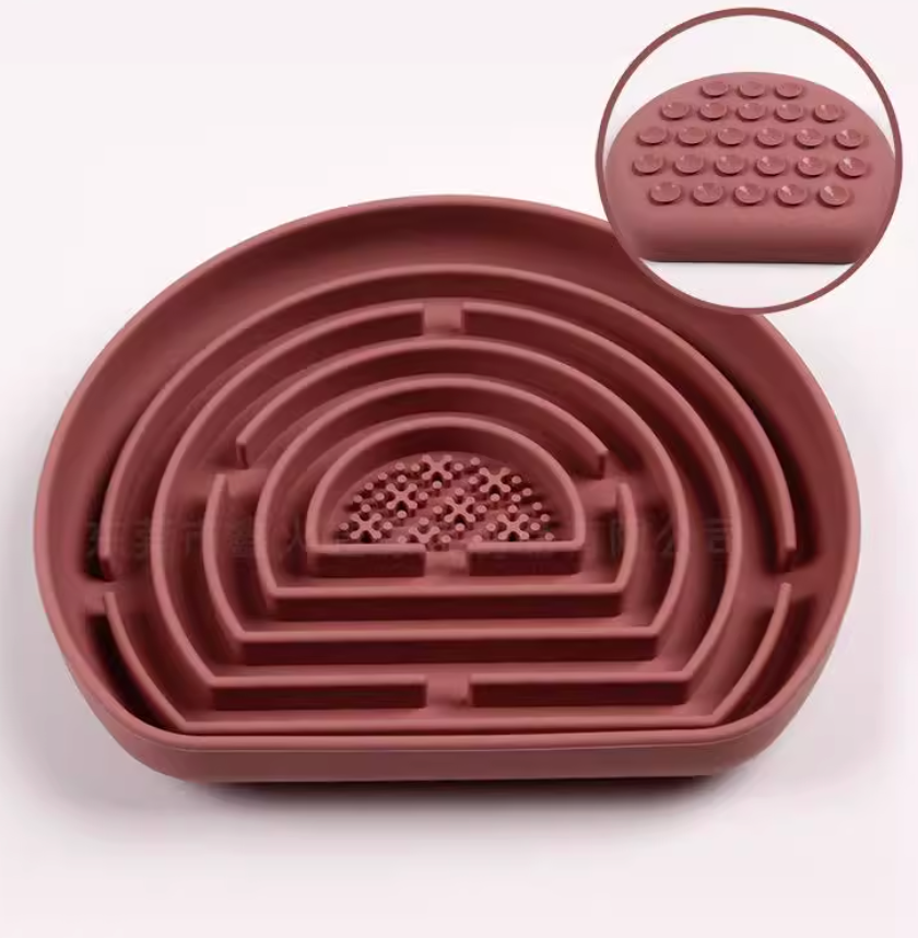 Silicone Half-Round Maze Slow Feeder Pet Bowl – Anti-Slip Suction Base for Dogs & Cats