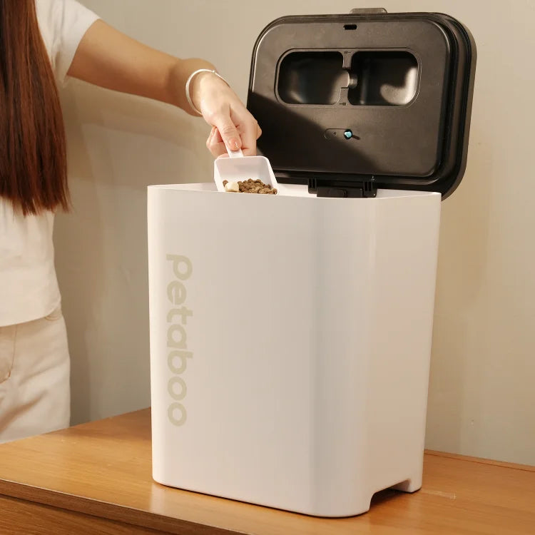 Criseal 200 MF Auto Vacuum Pet Food Container