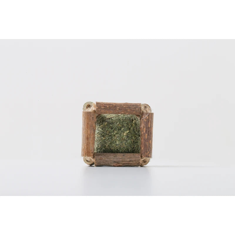 Pidan Cube Design chew toy with natural matatabi sticks and a catnip ball