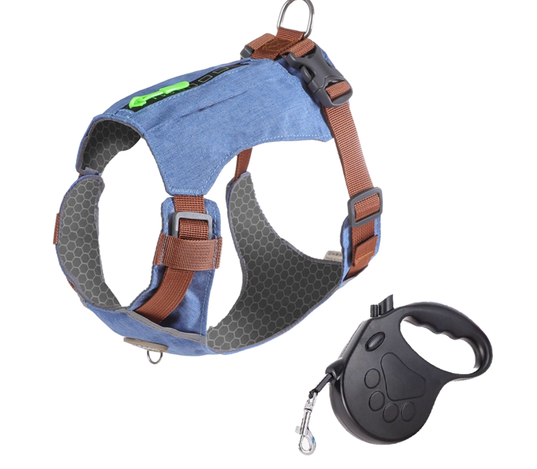 Reflective Dog Harness Leash Set – 5m Retractable Leash