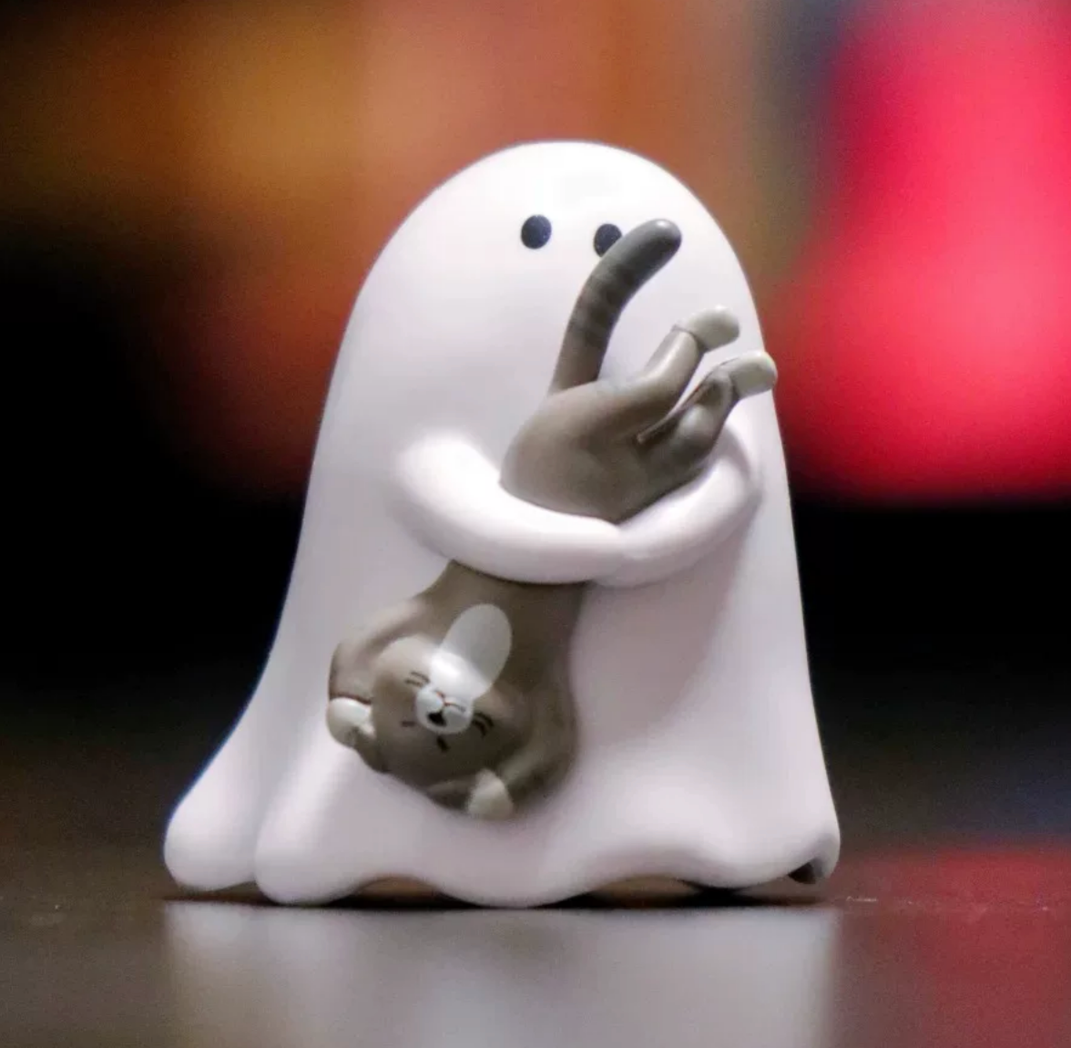Mini Glow-in-the-Dark Ghost & Cat Blind Box Collectible Figure – Cute Gift